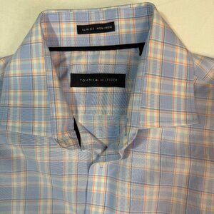 Tommy Hilfiger Men’s Slim Fit Button Down Shirt Small Plaid